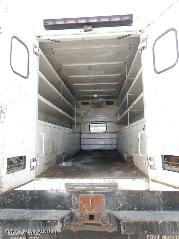 image for item DJ6898 2009 International DuraStar 4300  Crew Cab utility truck