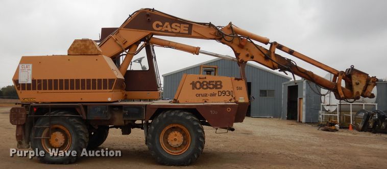 image for item DJ6904 1985 Case 1085B  wheeled excavator