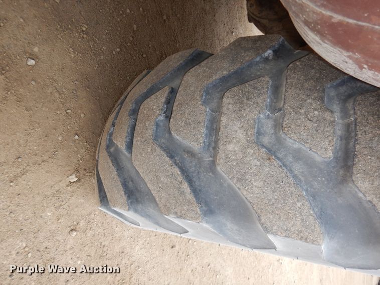 image for item DJ6904 1985 Case 1085B  wheeled excavator