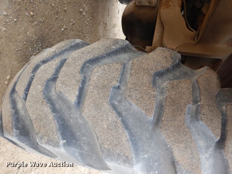 image for item DJ6904 1985 Case 1085B  wheeled excavator