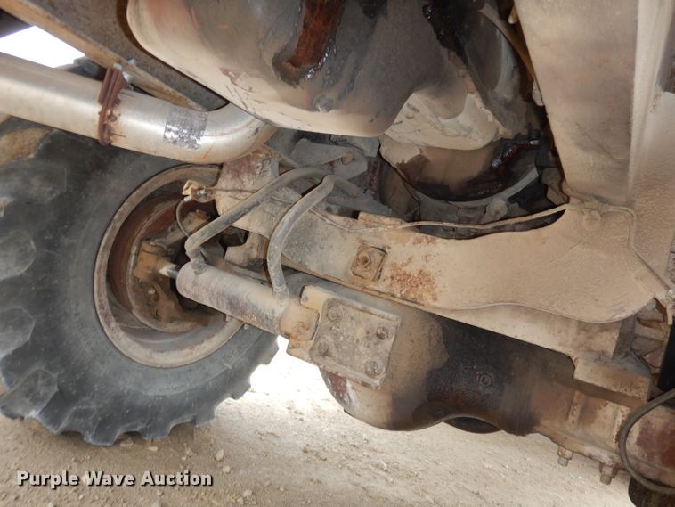 image for item DJ6904 1985 Case 1085B  wheeled excavator