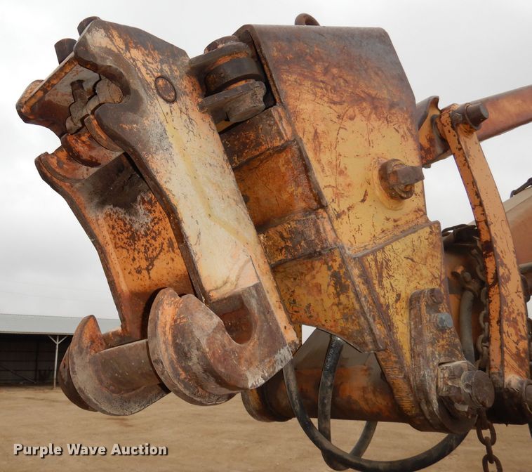 image for item DJ6904 1985 Case 1085B  wheeled excavator