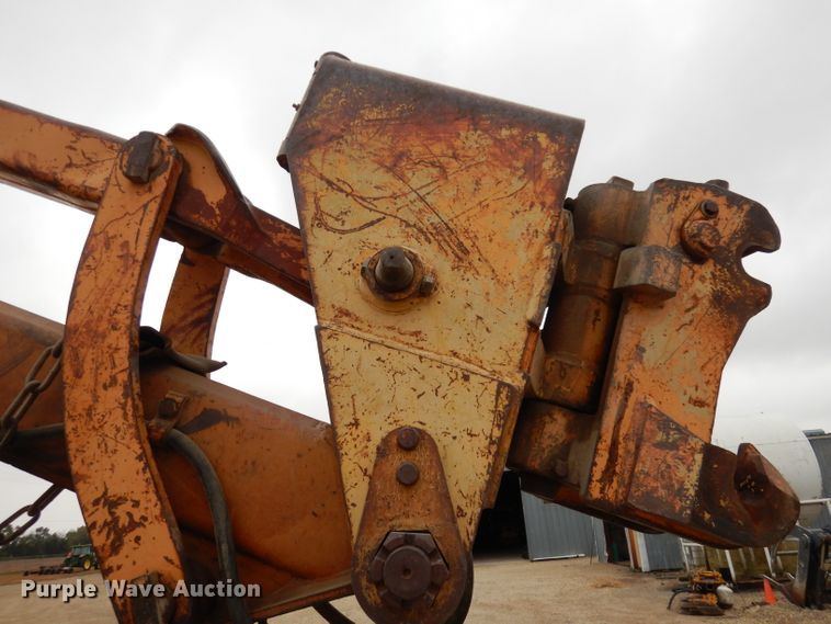 image for item DJ6904 1985 Case 1085B  wheeled excavator