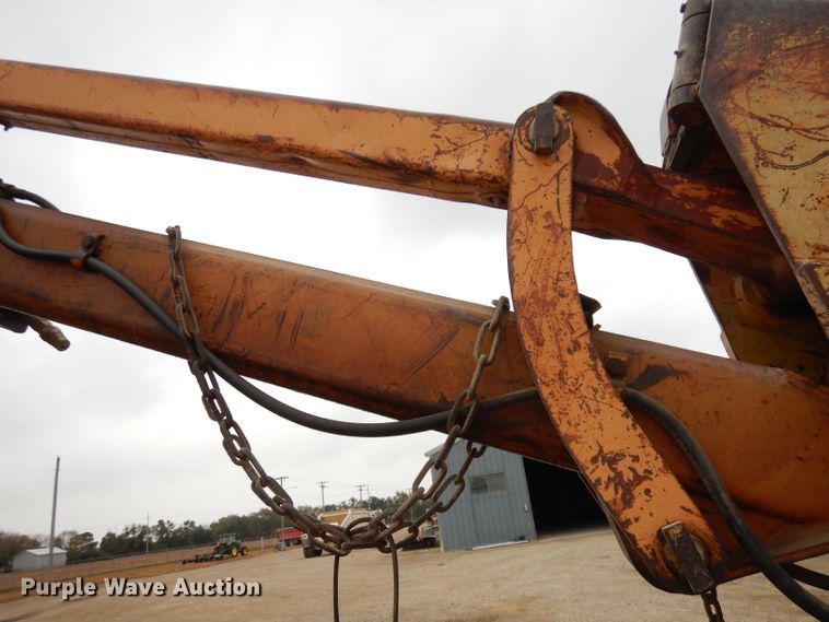 image for item DJ6904 1985 Case 1085B  wheeled excavator