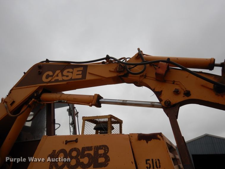 image for item DJ6904 1985 Case 1085B  wheeled excavator