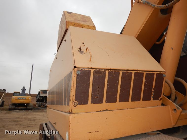 image for item DJ6904 1985 Case 1085B  wheeled excavator