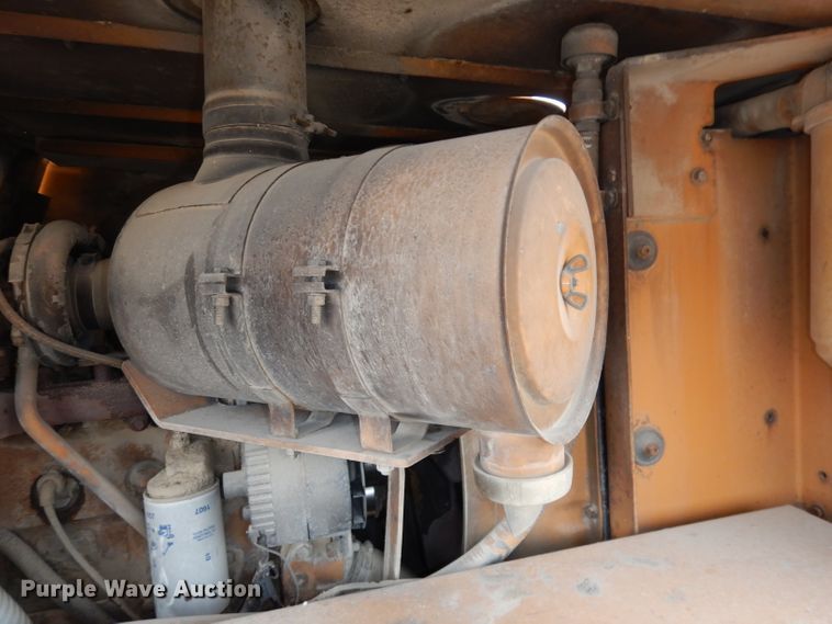 image for item DJ6904 1985 Case 1085B  wheeled excavator