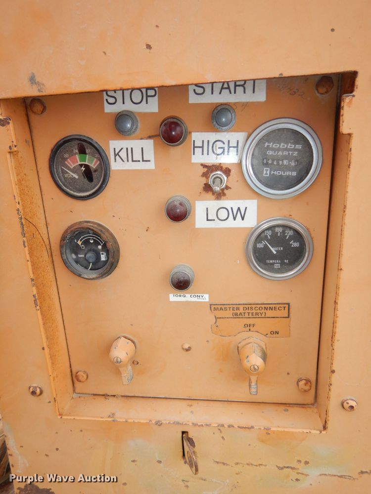 image for item DJ6904 1985 Case 1085B  wheeled excavator