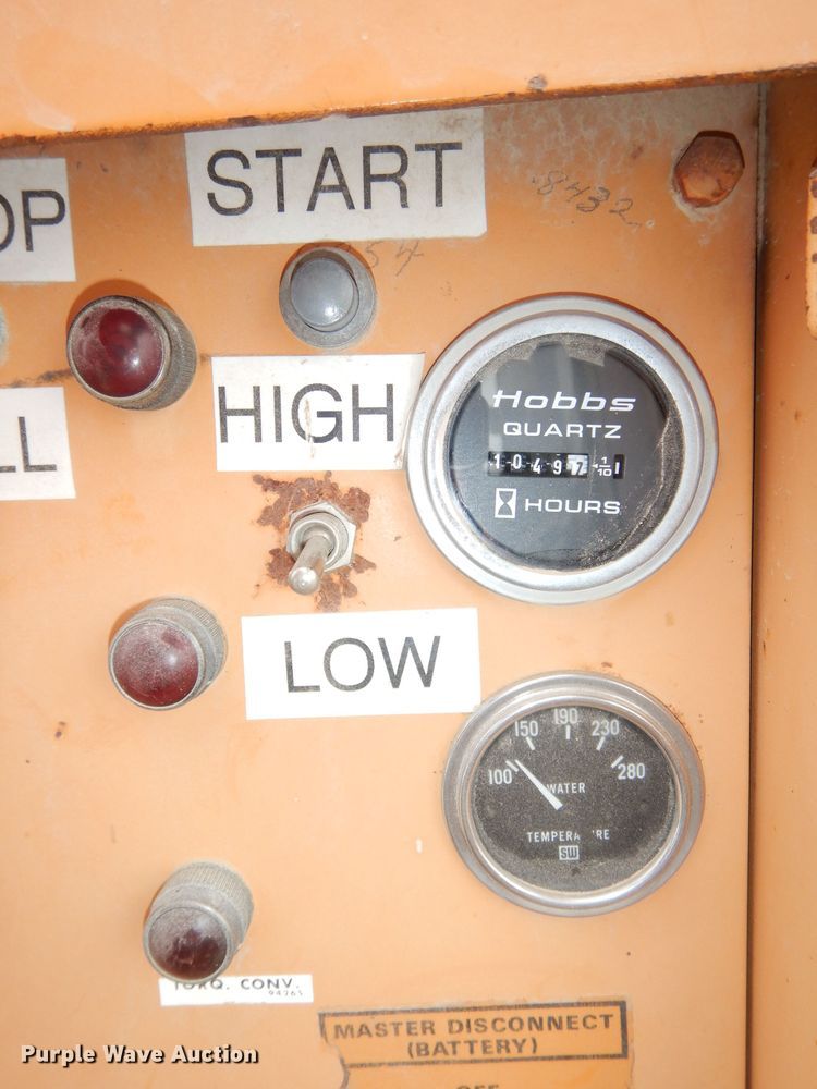 image for item DJ6904 1985 Case 1085B  wheeled excavator