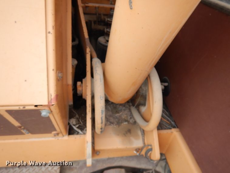 image for item DJ6904 1985 Case 1085B  wheeled excavator