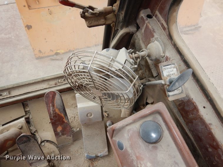 image for item DJ6904 1985 Case 1085B  wheeled excavator