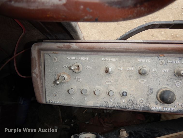 image for item DJ6904 1985 Case 1085B  wheeled excavator