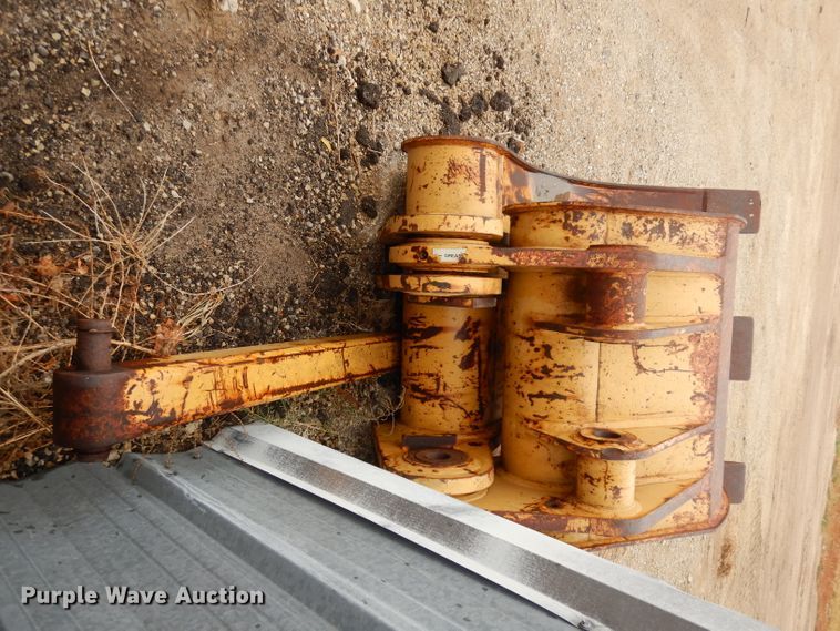 image for item DJ6904 1985 Case 1085B  wheeled excavator