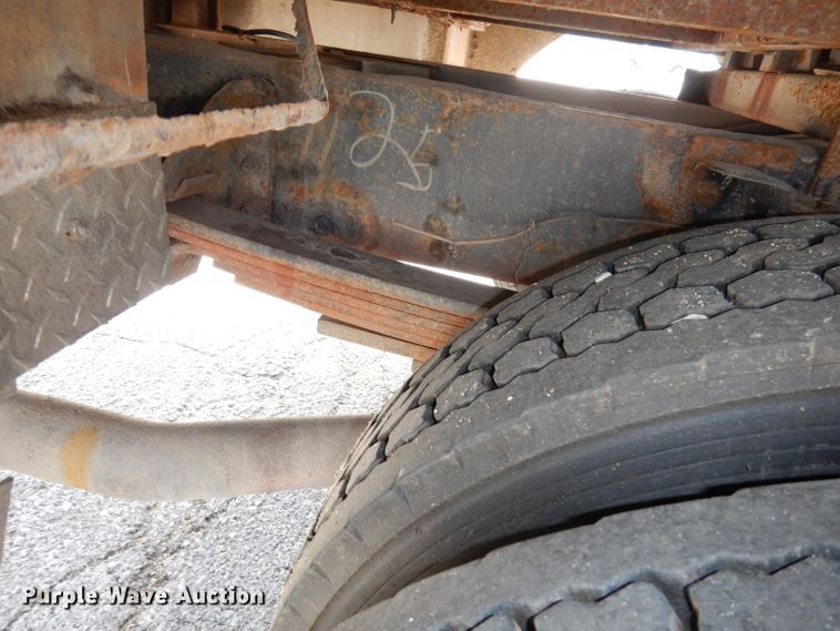 image for item DJ6911 2007 Chevrolet C5500  bucket truck