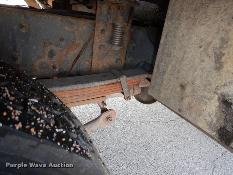 image for item DJ6911 2007 Chevrolet C5500  bucket truck