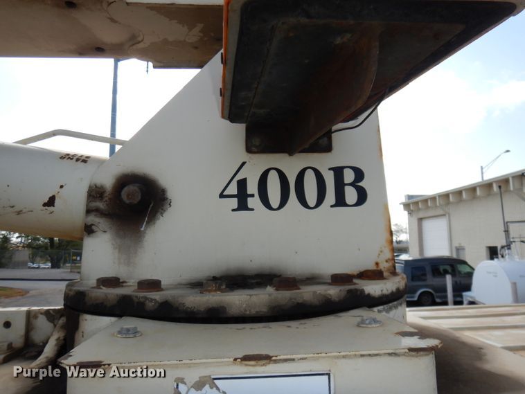 image for item DJ6913 2004 International 4400  crane truck