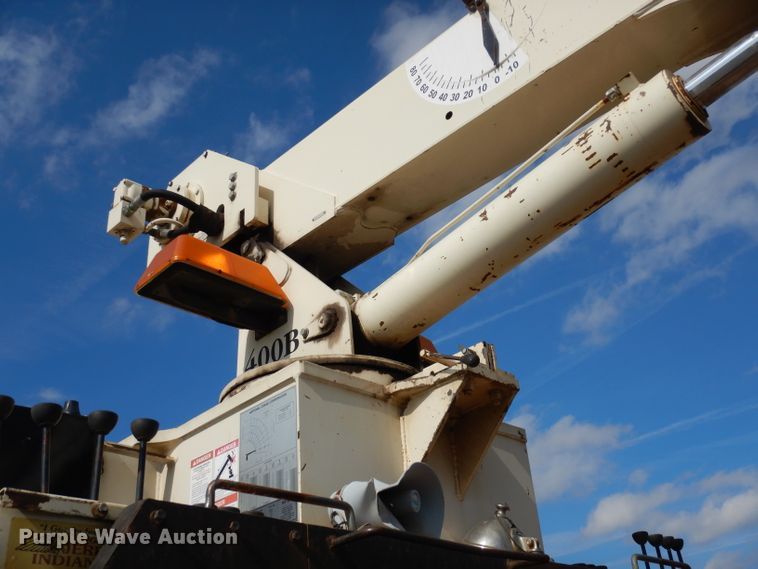 image for item DJ6913 2004 International 4400  crane truck