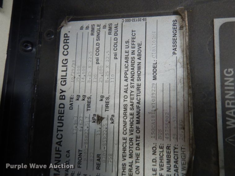 image for item DJ6925 1998 Gillig C18A102N4  shuttle bus