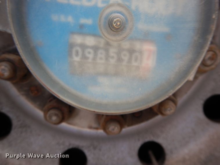 image for item DJ6925 1998 Gillig C18A102N4  shuttle bus