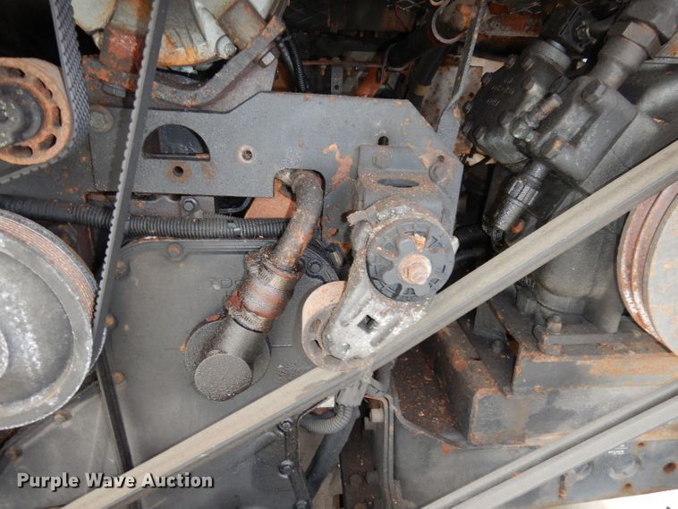 image for item DJ6926 1998 Gillig C18A102N4  shuttle bus