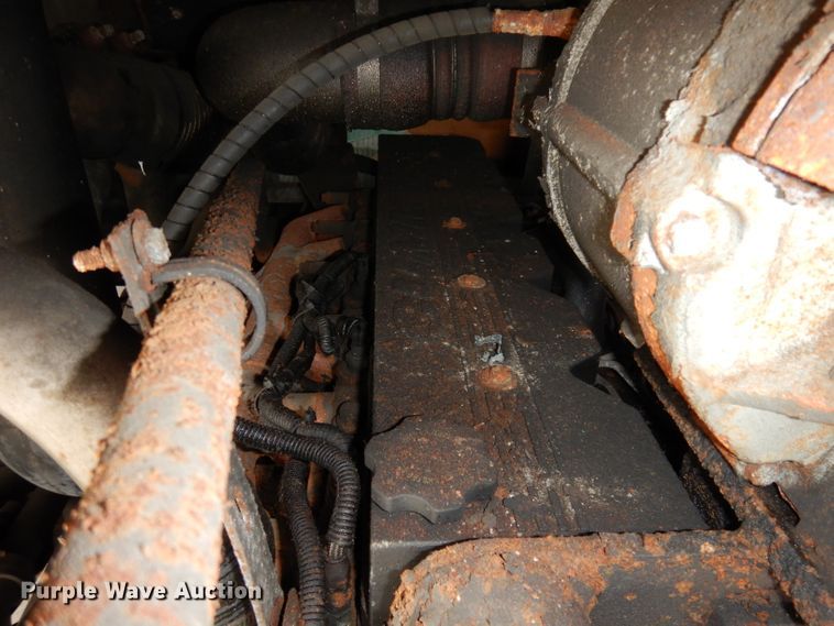 image for item DJ6926 1998 Gillig C18A102N4  shuttle bus