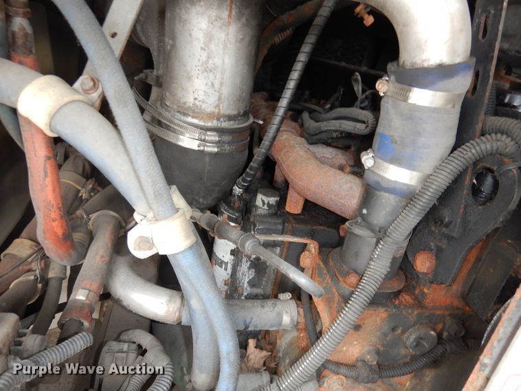 image for item DJ6928 1998 Gillig C18A102N4  shuttle bus