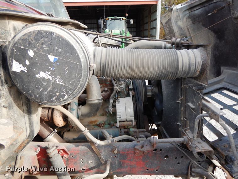 image for item FG9511 1986 International 1954  flatbed truck