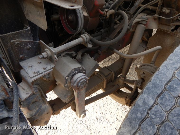 image for item FG9511 1986 International 1954  flatbed truck