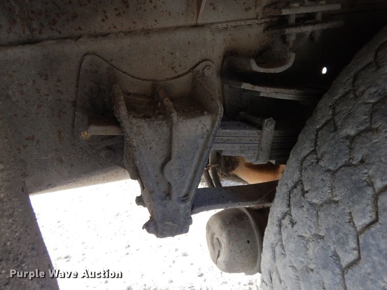 image for item FG9511 1986 International 1954  flatbed truck