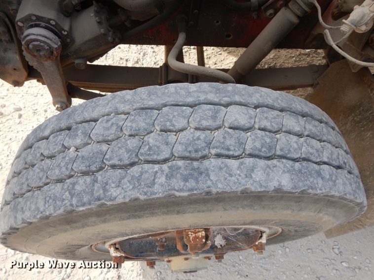 image for item FG9511 1986 International 1954  flatbed truck