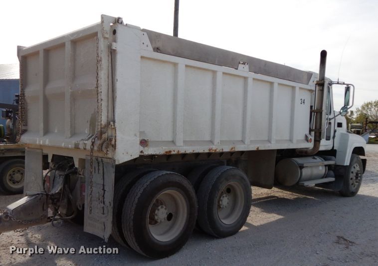 image for item FG9512 2007 Mack CNH613  dump truck