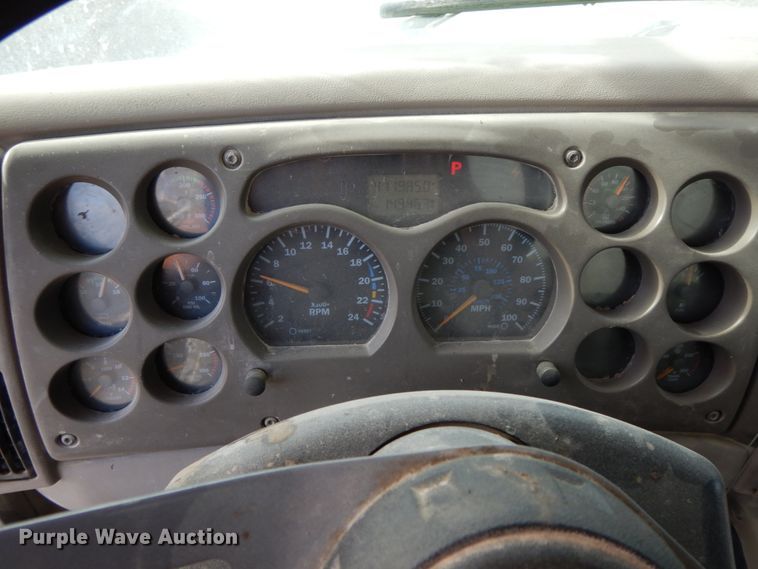 image for item FG9512 2007 Mack CNH613  dump truck