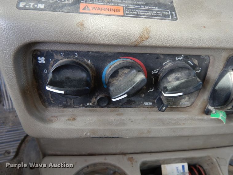 image for item FG9512 2007 Mack CNH613  dump truck