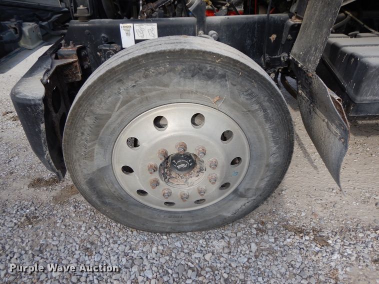 image for item FG9512 2007 Mack CNH613  dump truck