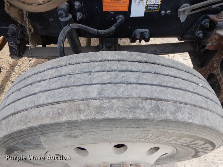 image for item FG9512 2007 Mack CNH613  dump truck