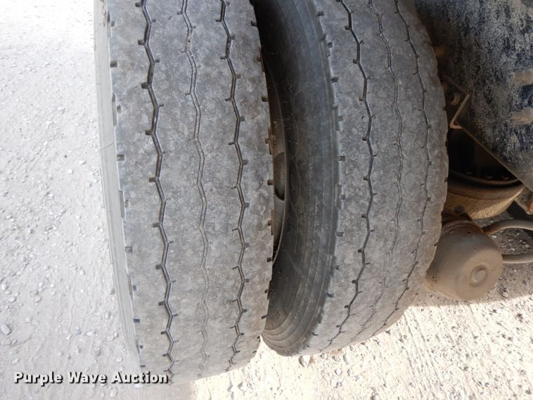 image for item FG9512 2007 Mack CNH613  dump truck