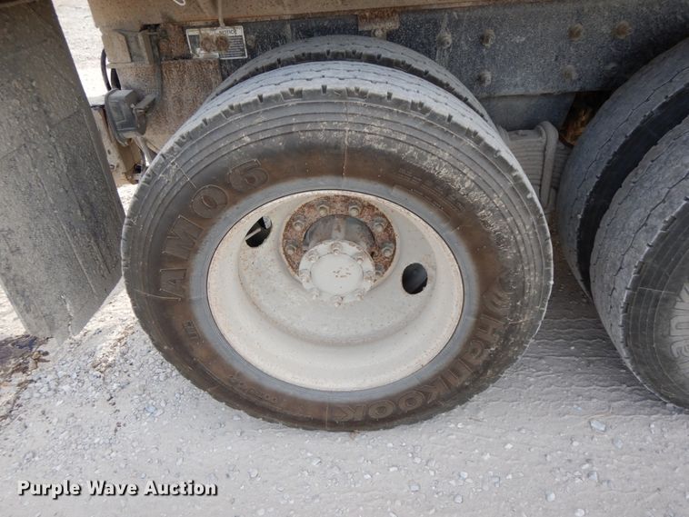 image for item FG9512 2007 Mack CNH613  dump truck