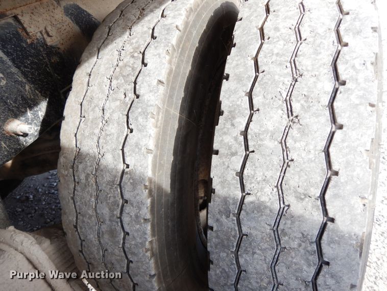 image for item FG9512 2007 Mack CNH613  dump truck