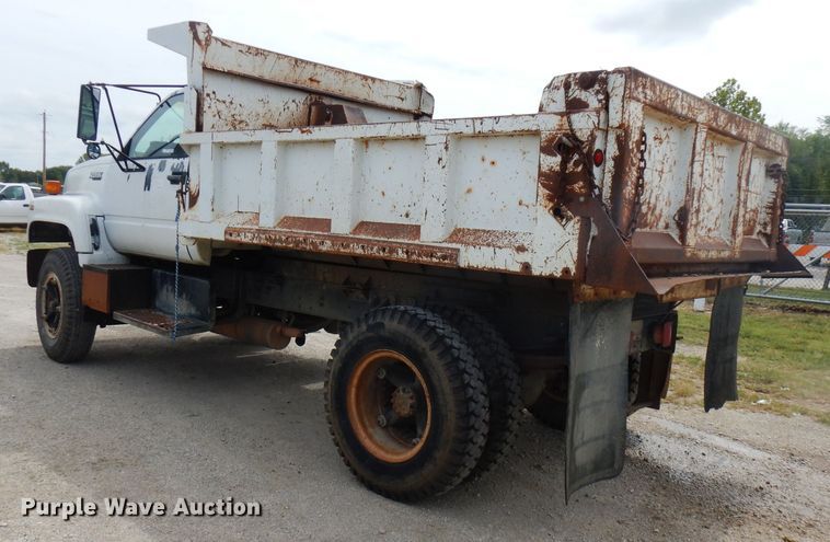 image for item FN9452 1994 Chevrolet Kodiak C5500  dump truck