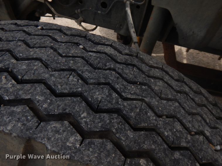 image for item FN9452 1994 Chevrolet Kodiak C5500  dump truck