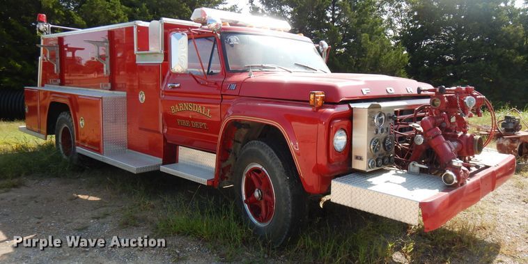 image for item FR9166 1978 Ford F700  pumper fire truck