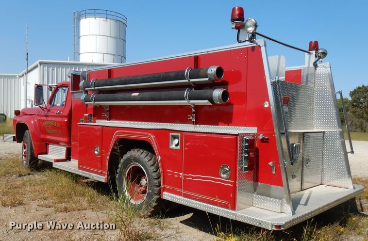 image for item FR9166 1978 Ford F700  pumper fire truck
