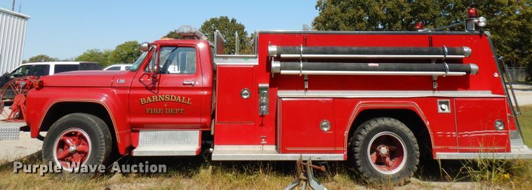 image for item FR9166 1978 Ford F700  pumper fire truck
