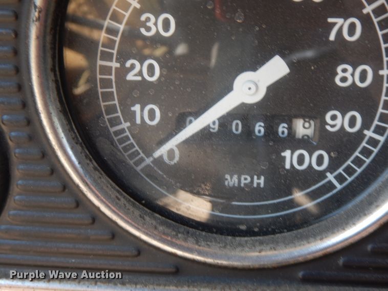 image for item FR9166 1978 Ford F700  pumper fire truck