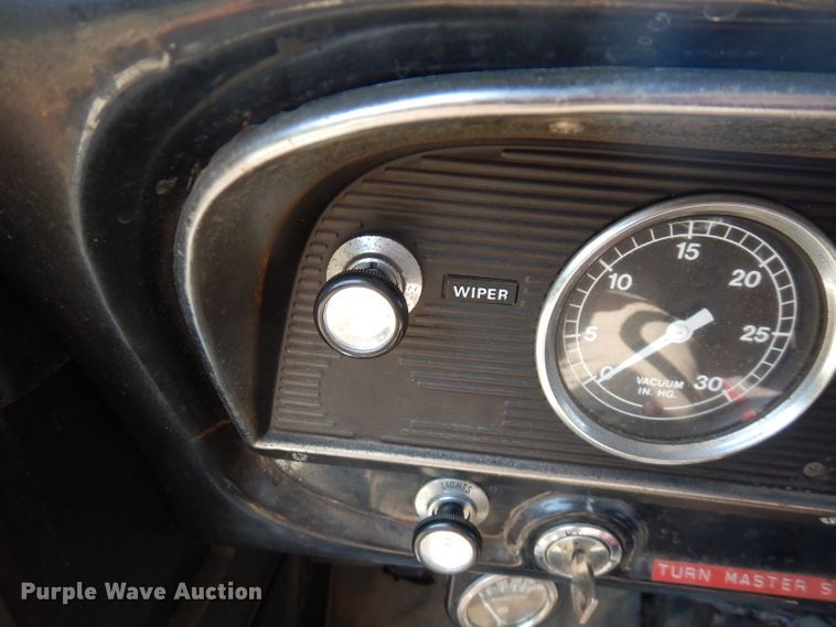 image for item FR9166 1978 Ford F700  pumper fire truck