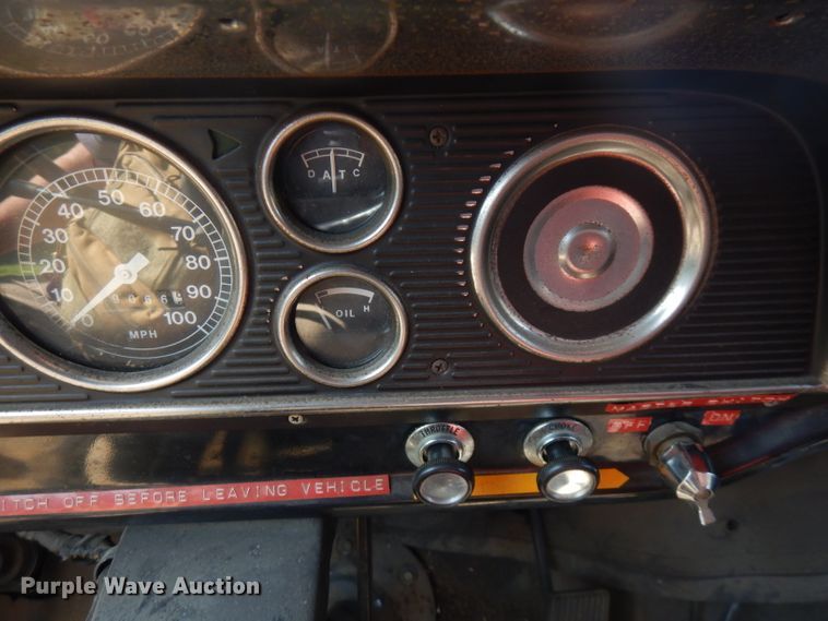 image for item FR9166 1978 Ford F700  pumper fire truck