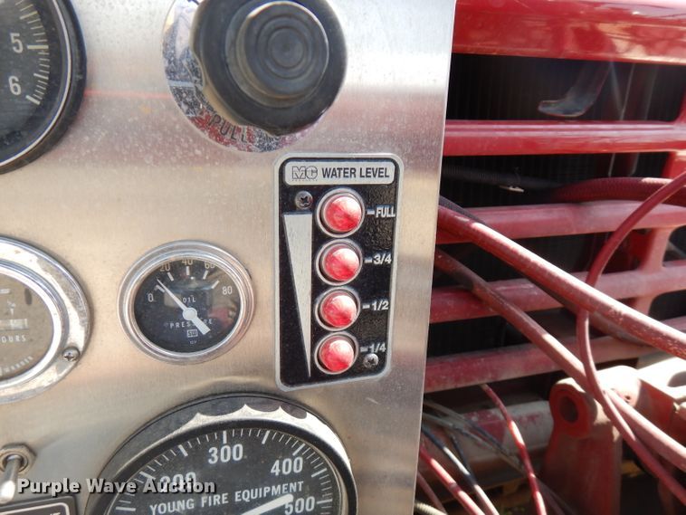 image for item FR9166 1978 Ford F700  pumper fire truck