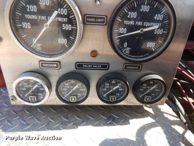 image for item FR9166 1978 Ford F700  pumper fire truck