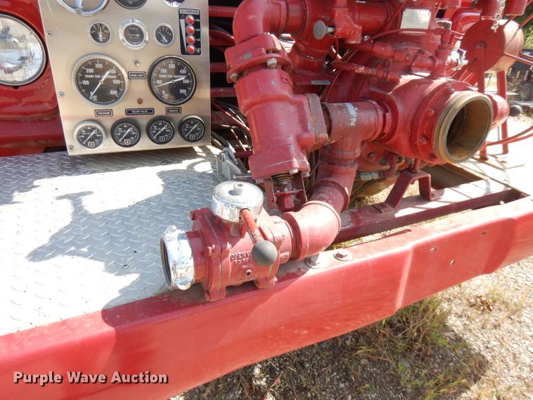 image for item FR9166 1978 Ford F700  pumper fire truck