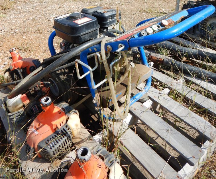 image for item FR9167 Lawn and garden equipment